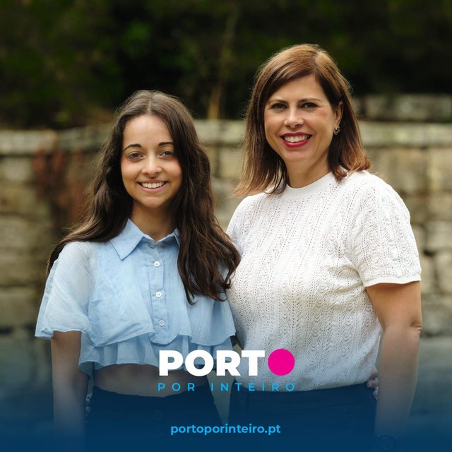 Joana Sousa em fotografia de campanha com mais um elemento da candidatura.